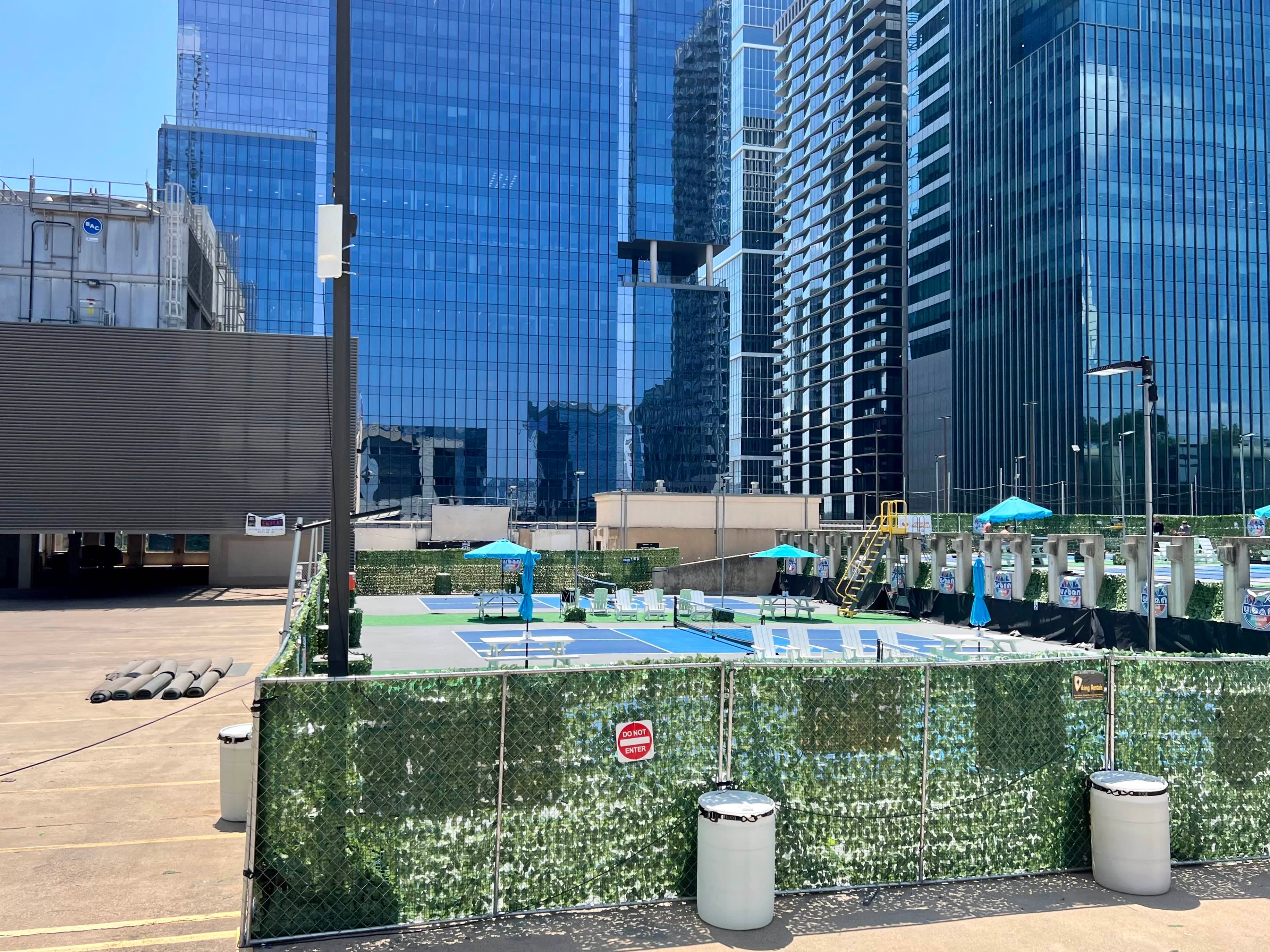 Urban Pickleball Club Cambium XV2-2T0 